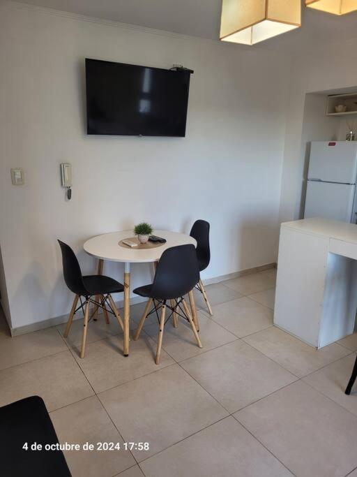 Comodo Departamento Centrico Posadas
